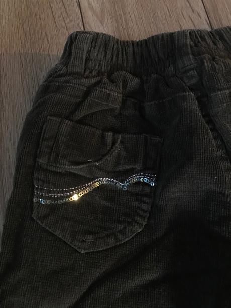 Teple menčestraky, 110