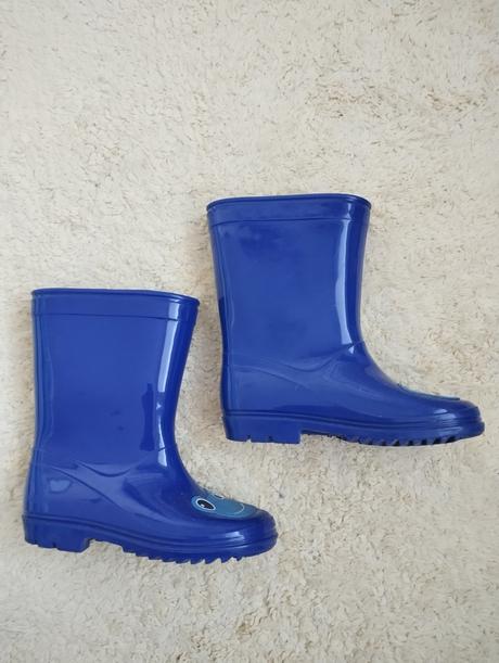 Gumáky so žabkou, 28