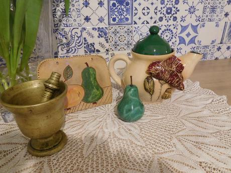 Do zelena dekorácia kuchyňe mažiar,hruška mramor,