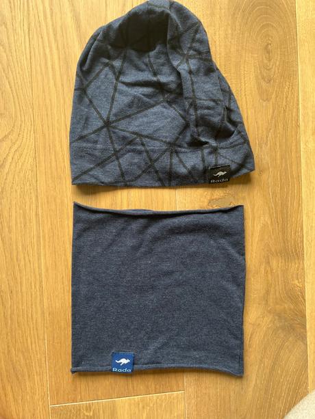 Ciapka rada s nákrčníkom, rada,110