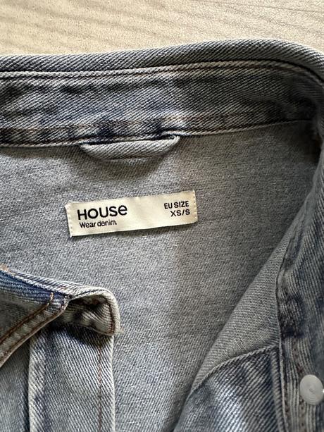 Riflova bunda, house,s