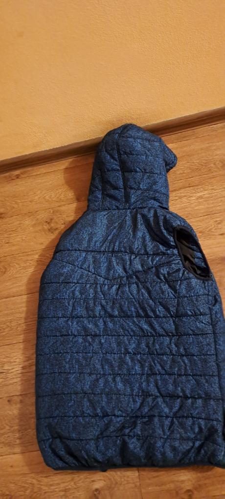 Chlapcenska,panska vesta, chapter young,m