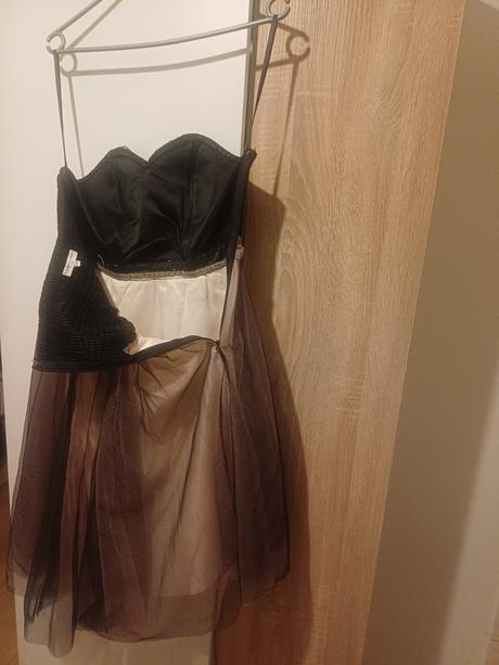 Elegantné šaty, s