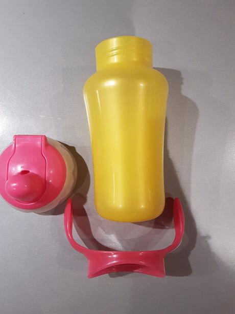 Flasa na pitie s uskami treningova,