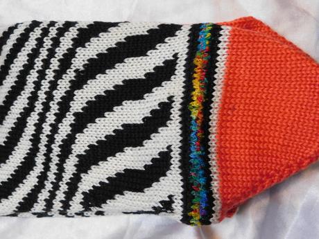 Suvenirne ponožky s ľudovým motívom, 37 / 38 / 39 / 40