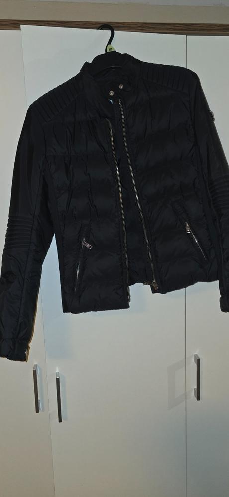 Prada bunda, prada,38