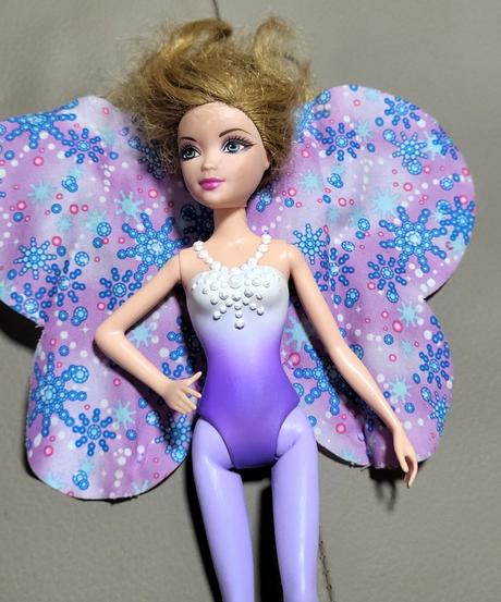 Mini bábika barbie víla (fairytale magic) s krídla,
