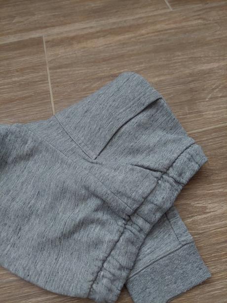 Tepláky č.104, zara,104