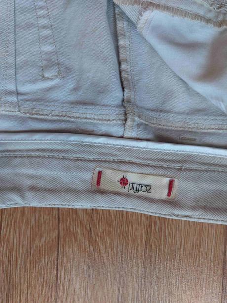 Sukňa béžová, 46