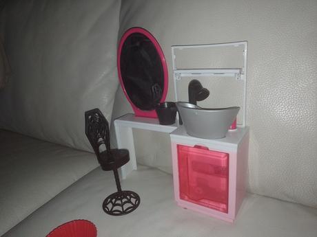 Barbie kadernícky salón,