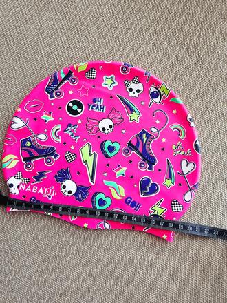 Decathlon 4-7y kupacia capica,