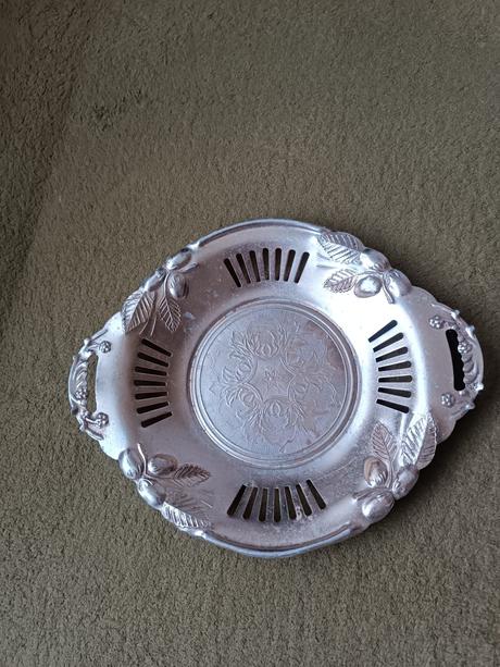 Kovová dekoratívna misa - vintage, 