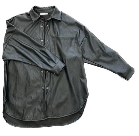 Koženková košeľa, 