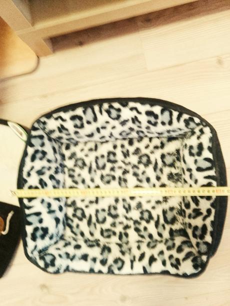 Pelech s kobercom na hranie, 