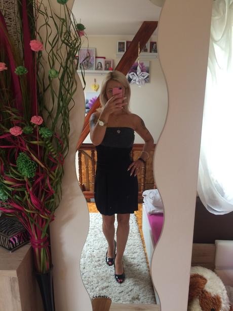 Elegantne elasticke saty, s