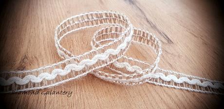 Stuha jutová s ozdobným stredom - 15 mm,