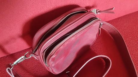 Predám mini tašku na plece., 