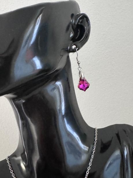 Set náušnice + retiazka s príveskom,