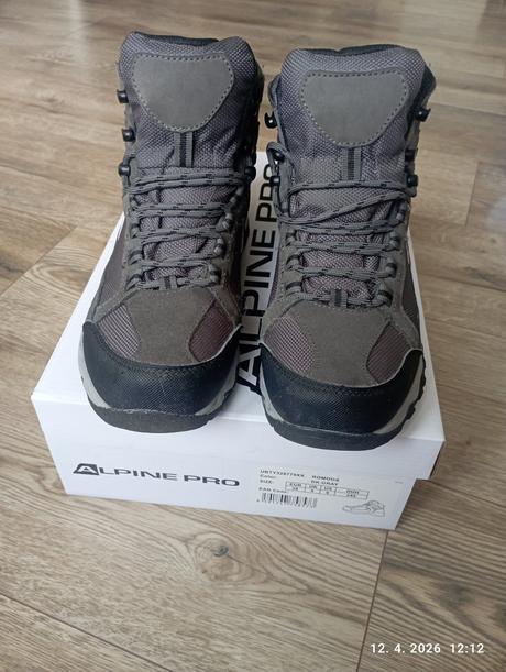 Treková obuv (už s poštovným), alpine pro,37