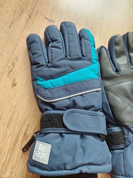 Chlapcenske rukavice, loap