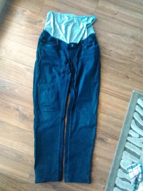 Predam tehotenske rifle, 36