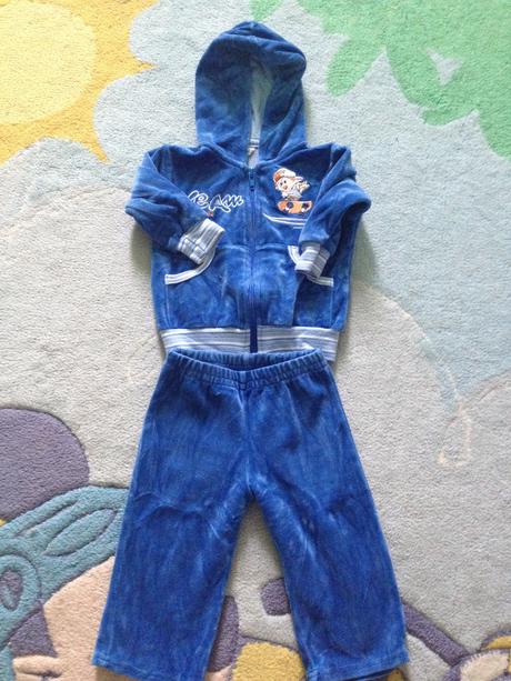 Velúrová súprava, tesco,68