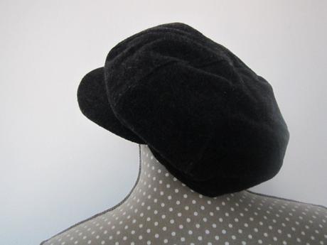 1611. šiltovka - retro, 58