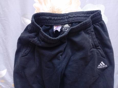 Čierne tepláky adidas č.152, adidas,152