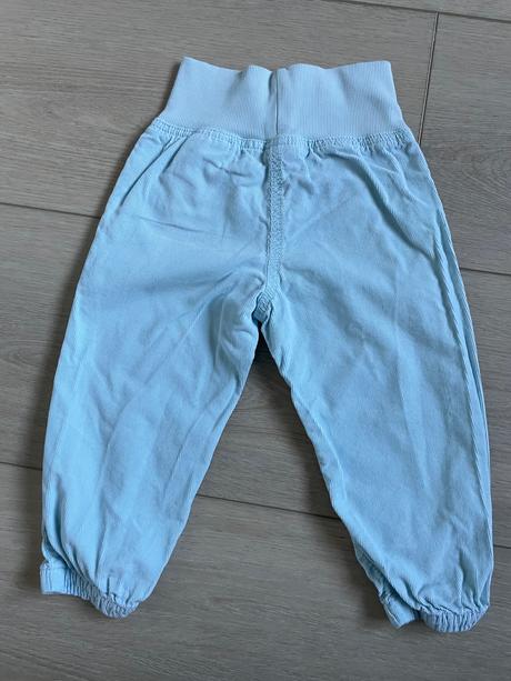 Menčestrové nohavice, lupilu,86