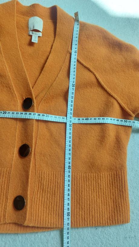 Úžasný m/l kvalitný sveter hm, h&m,l