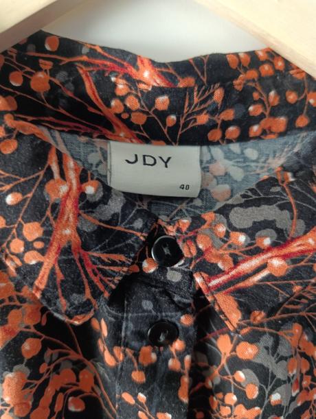 Šaty s vreckami, 40