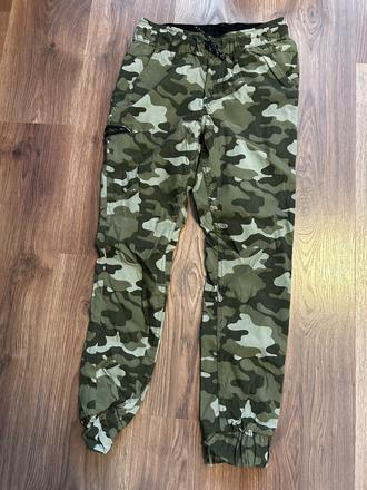 Maskacove nohavice 10 rokov, 140