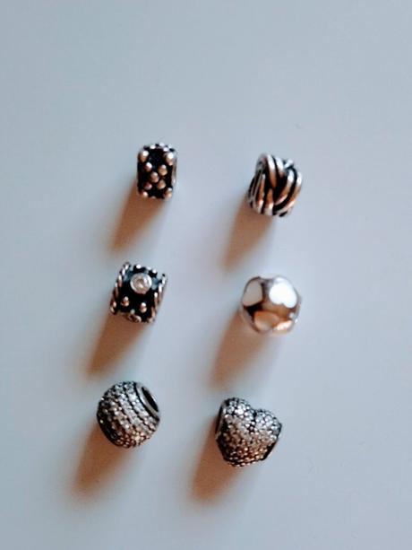 Pandora přívěsky, pandora