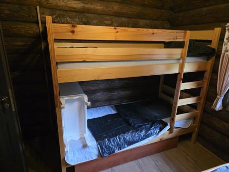 Poschodová posteľ príp.celá spáleň, šírka (cm): 100,dĺžka (cm): 200