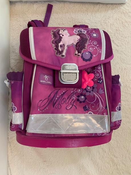 Sada pre prváčku - aktovka a bábika s koníkom,