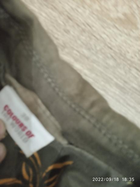 Bunda, colours of the world,38