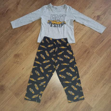 Chlapčenské pyžamo, sinsay,104