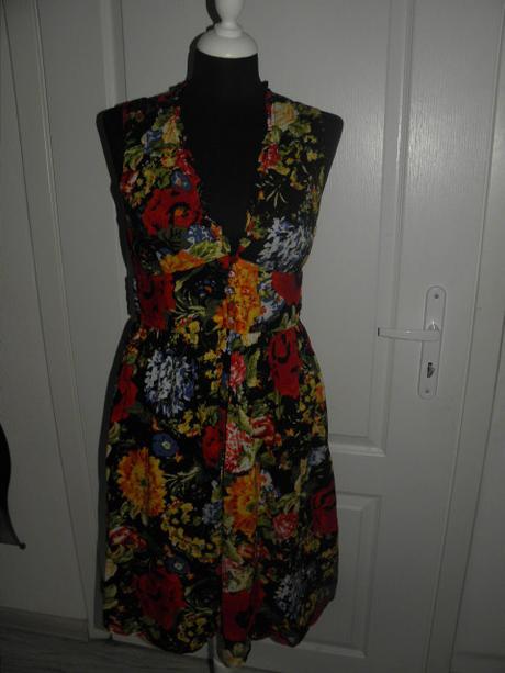 Šatičky, lindex,40