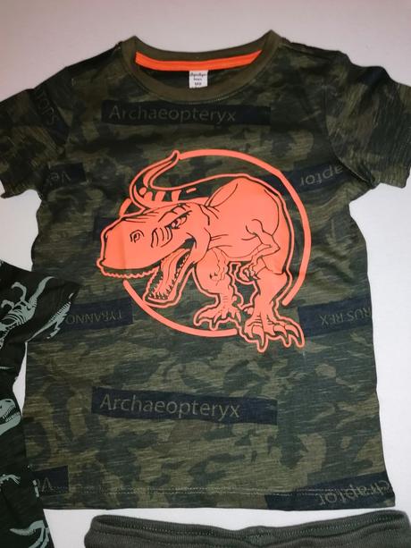 Maskáčové t-rex 2 tričká a šortky, 122