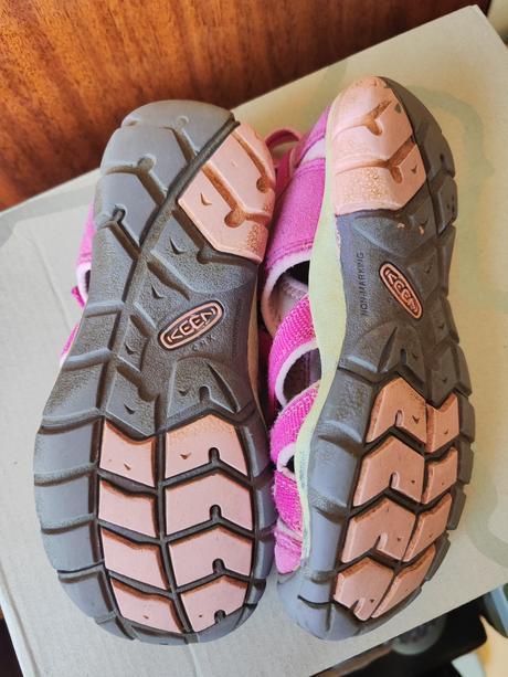 Sandále, keen,31
