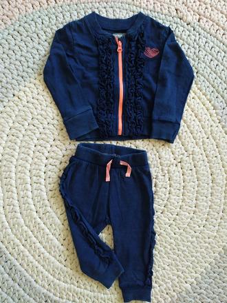 Souprava ve výborném stavu, dirkje,68