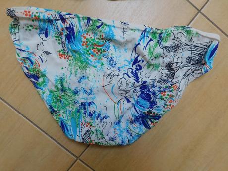 Dvojdielne plavky, 38