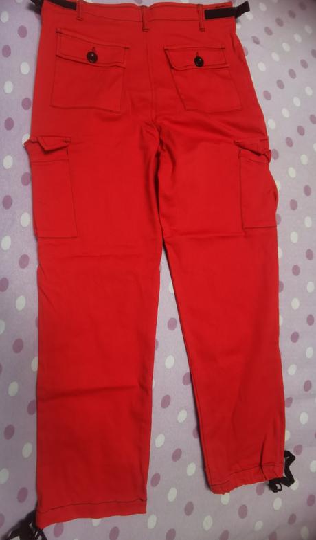 Kapsace červené, s