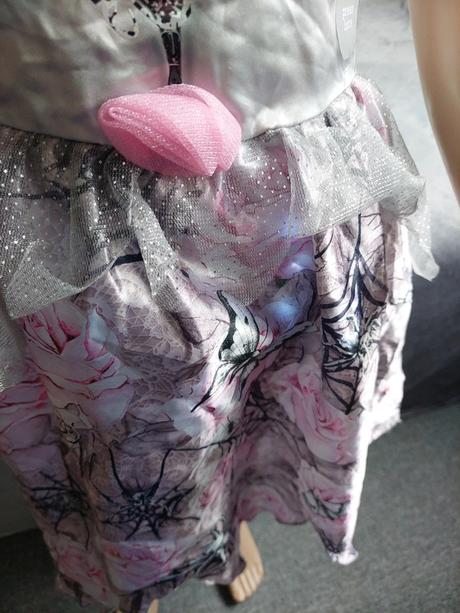 Zakliata princezná (šípková ruženka) kostým veľ.12,