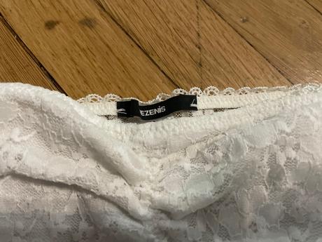 Strečova krajková podprsenka, tezenis,l