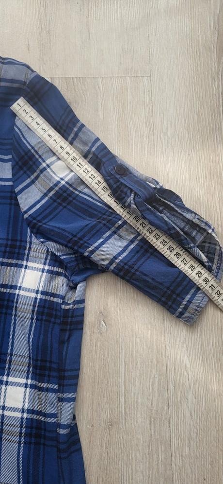 Dámska modrá blúzka, 