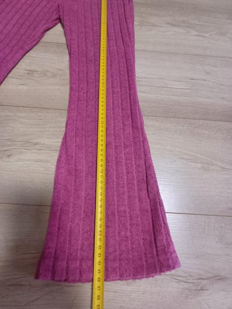 Tvistove nohavice, 146