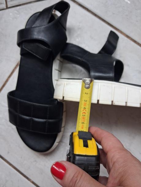 Sandalky, deichmann,37