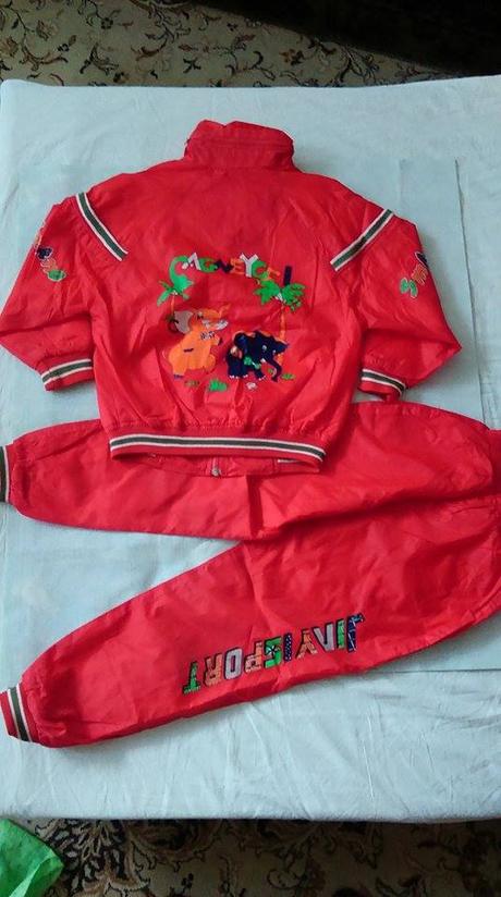 Súprava do dažďa, 104