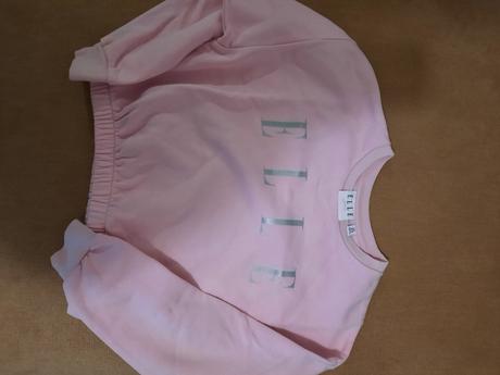 Balík oblečenia, 140–152